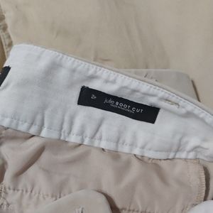 Lofy slacks. Julie style